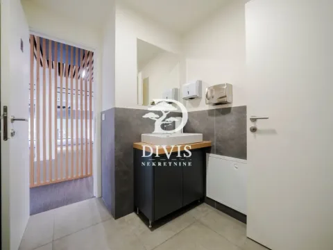 Rent, office space, 294m², Savski Venac, Beograd - image 20