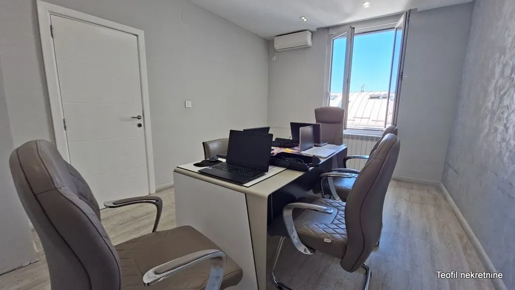 Prodaja, stan, 118m², Đeram Pijaca, Beograd