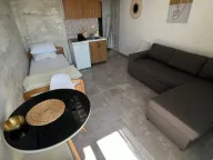 Izdavanje, garsonjera, 25m², Šušanj, Bar - image 6