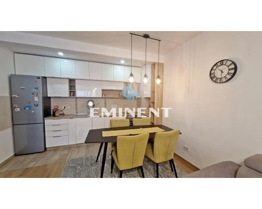 Rent, three bedroom apartment, 72m², Lekino Brdo, Voždovac Sve Podlokacije