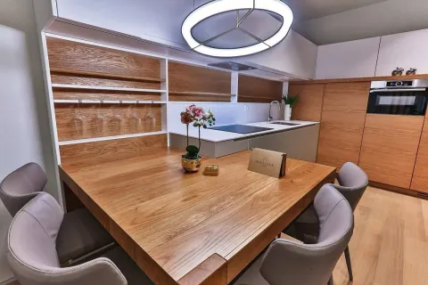 Izdavanje, dvosoban stan, 69m², Gospoština, Budva - image 4