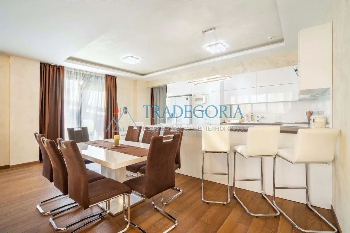 Prodaja, trosoban stan, 396m², Budva, Crna Gora