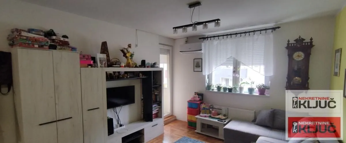 Prodaja, dvosoban stan, 39m², Petrovaradin, Novi Sad