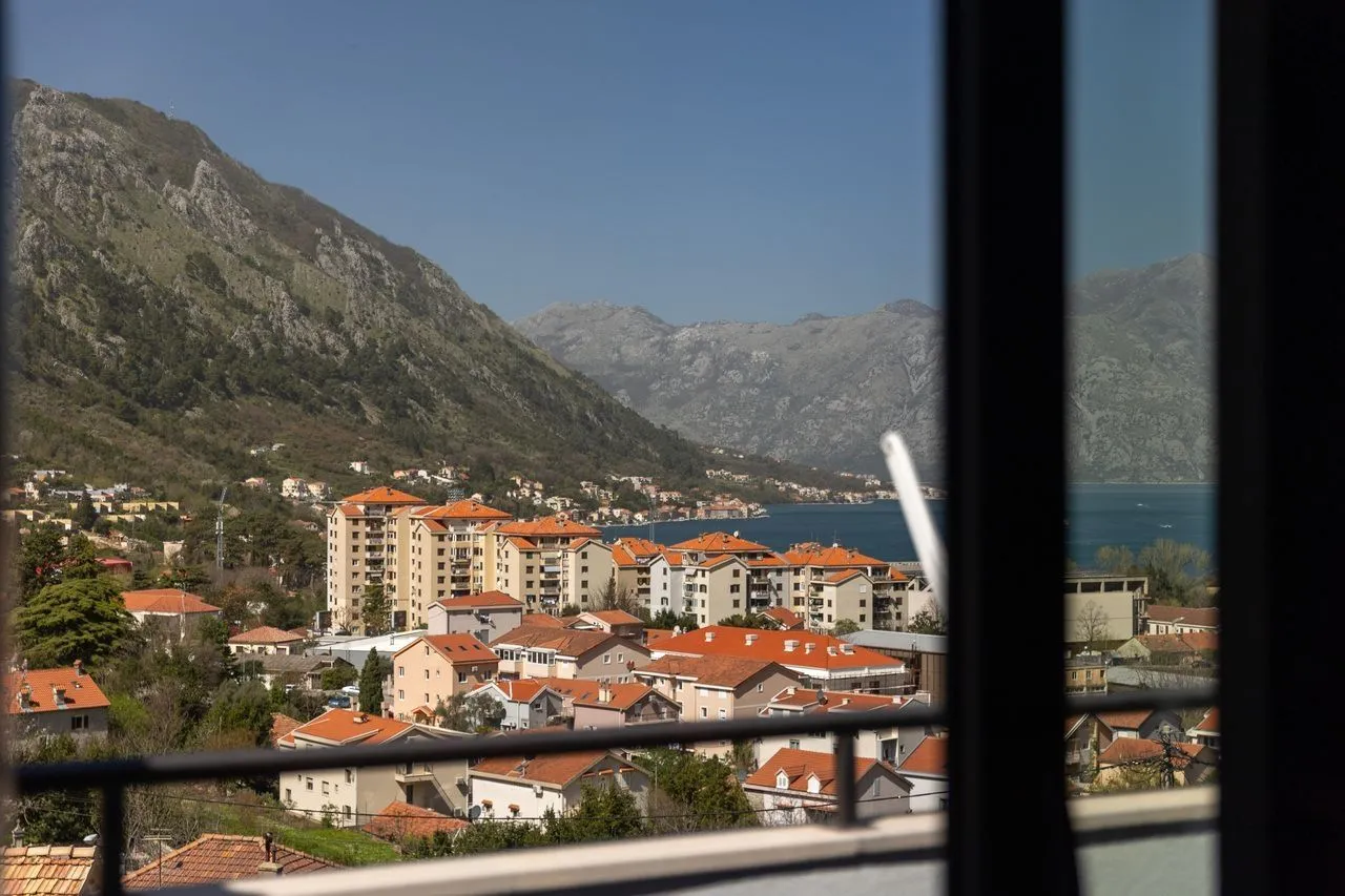 Prodaja, kuća, 160m², Škaljari, Kotor