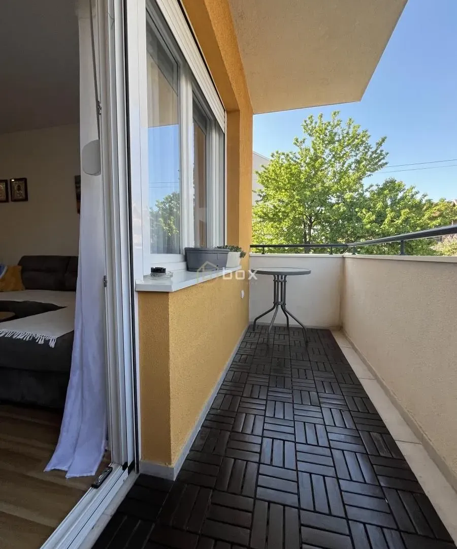 Prodaja, dvosoban stan, 54m², Pantelej, Niš