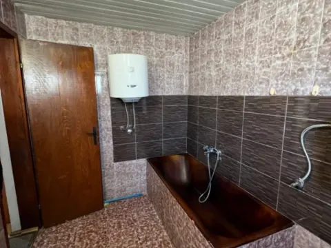 Rent, studio apartment, 35m², Šušanj, Bar - image 4