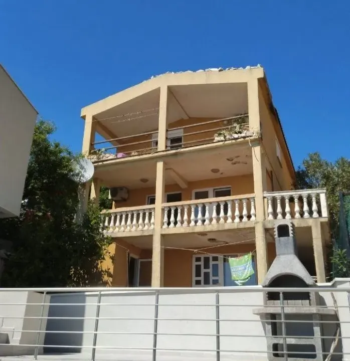 Sale, house, 202m², Bar, Crna Gora