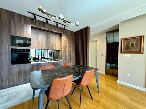 Izdavanje, jednosoban stan, 58m², Kod Capital Plaze, Podgorica - image 10