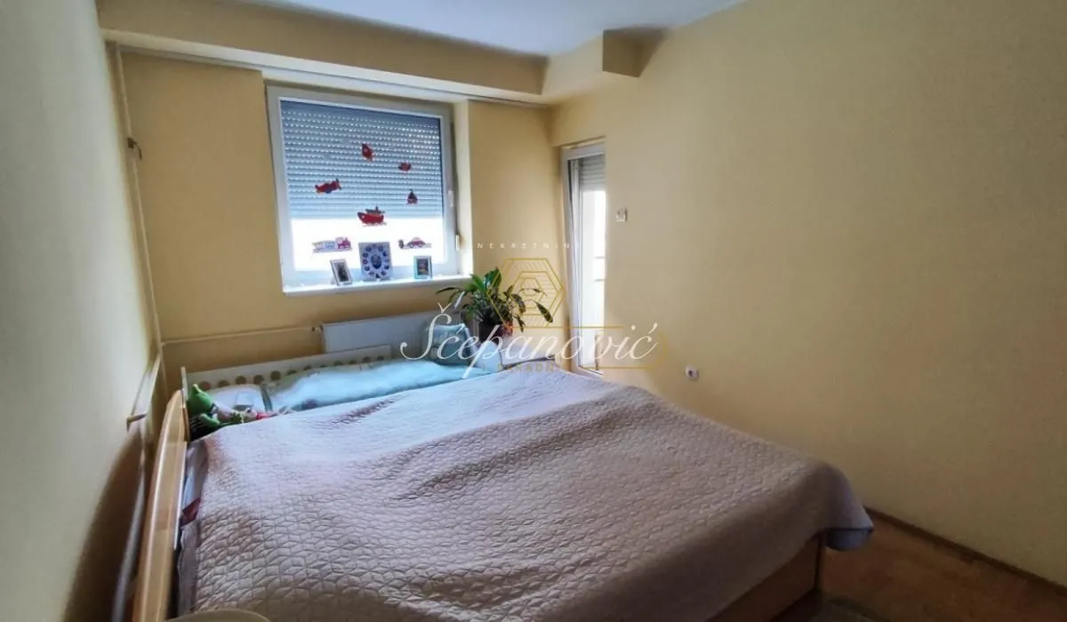Prodaja, trosoban stan, 63m², Betanija, Novi Sad Sve Podlokacije
