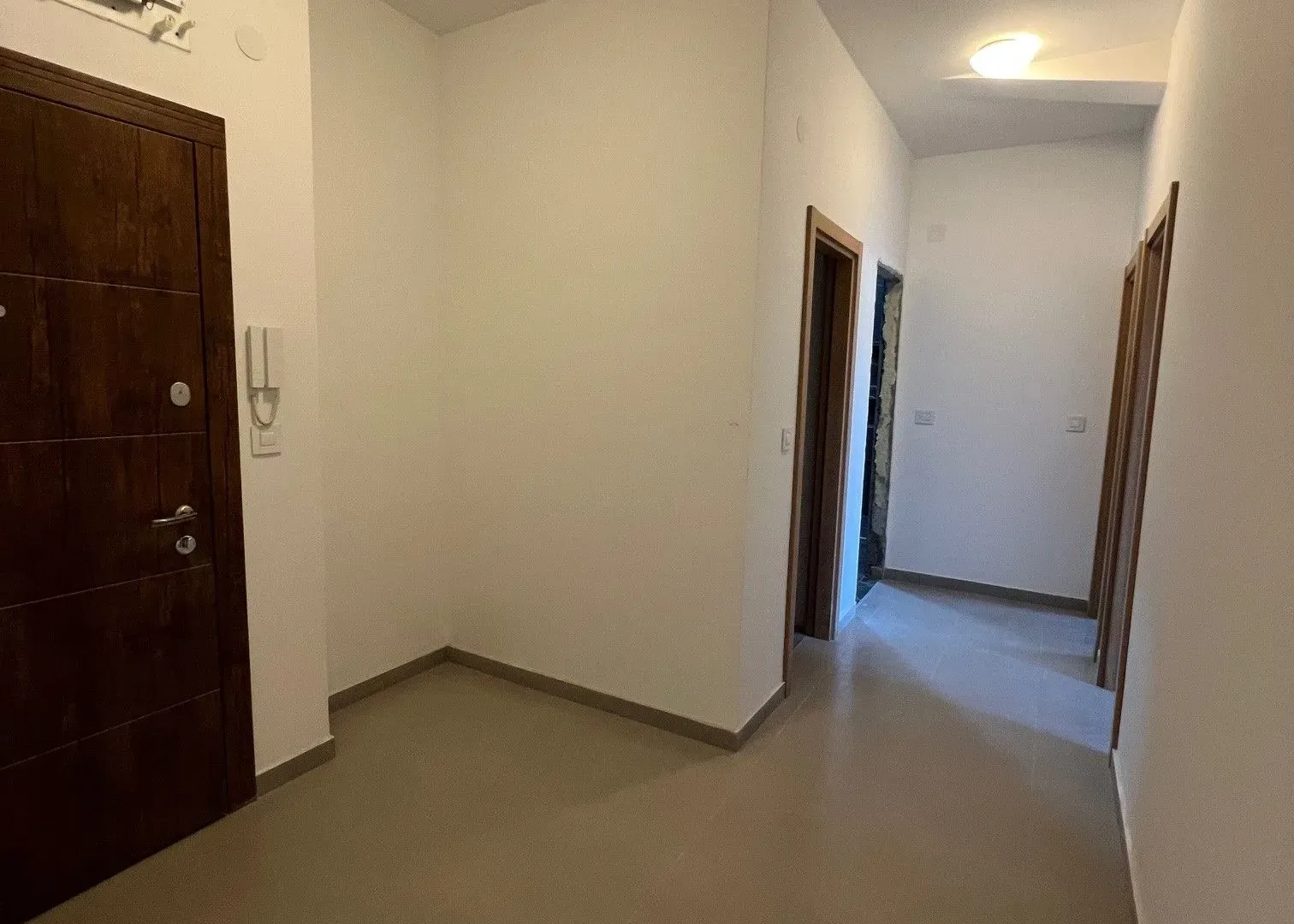 Prodaja, dvosoban stan, 72m², Stari Aerodrom, Podgorica