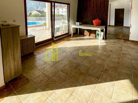 Sale, office space, 190m², Risan, Kotor - image 4