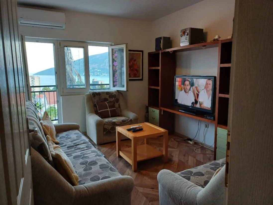 Prodaja, dvosoban stan, 55m², Igalo, Herceg Novi