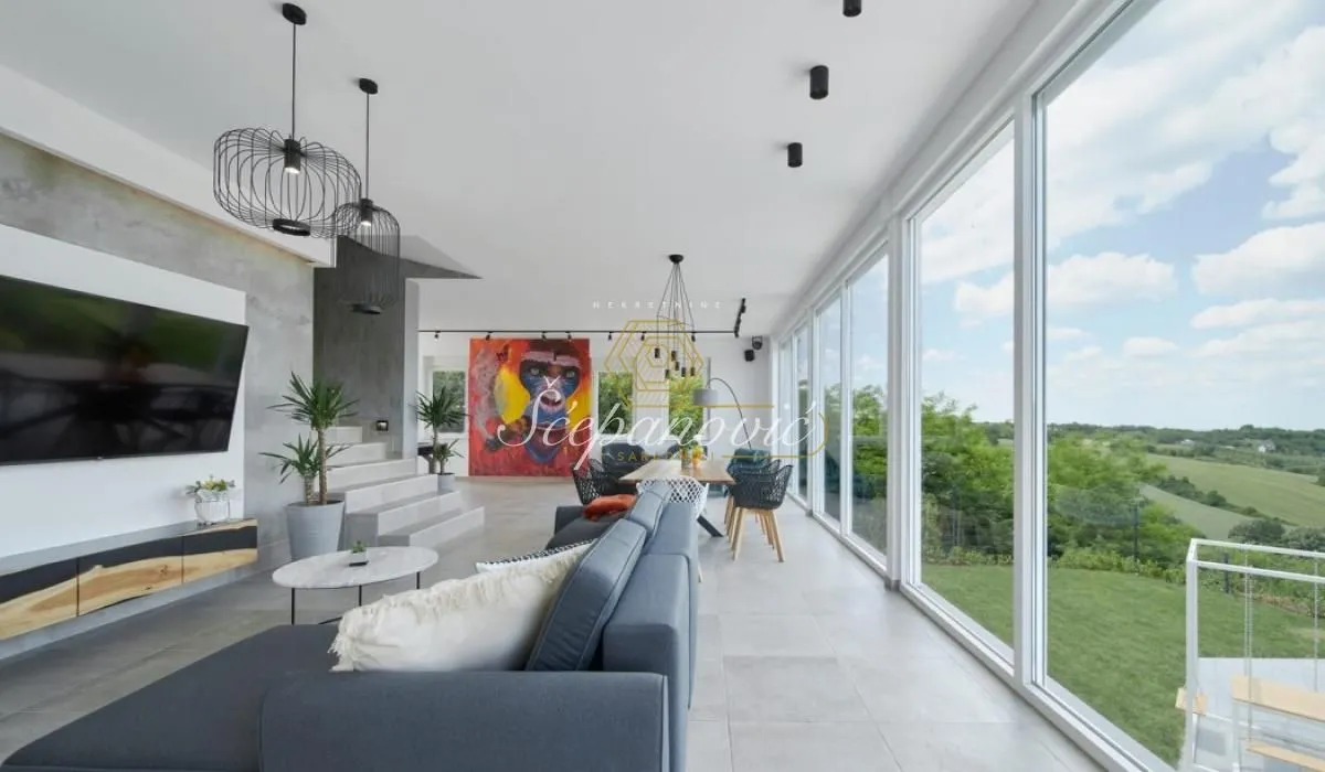 Rent, house, 295m², Sremski Karlovci, Novi Sad
