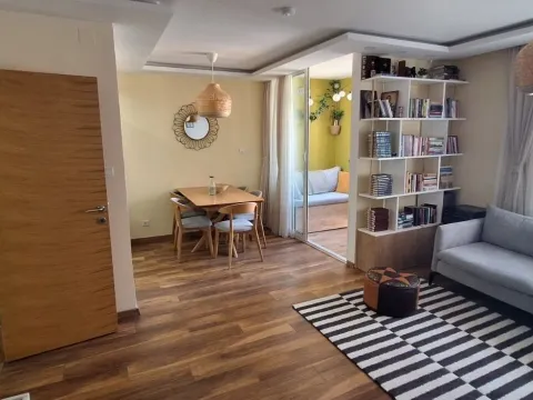 Prodaja, trosoban stan, 89m², Centar, Podgorica - image 15