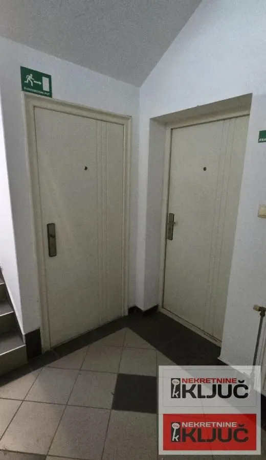 Rent, office space, 450m², Veternik, Novi Sad Sve Podlokacije