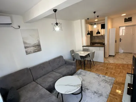 Rent, one bedroom apartment, 40m², Ljubović, Podgorica - image 10