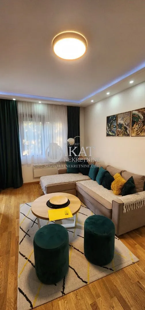 Prodaja, jednosoban stan, 42m², Zova, Zlatibor
