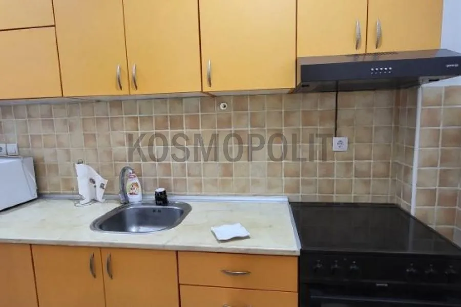 Sale, three bedroom apartment, 60m², Južni Bulevar, Vračar Sve Podlokacije