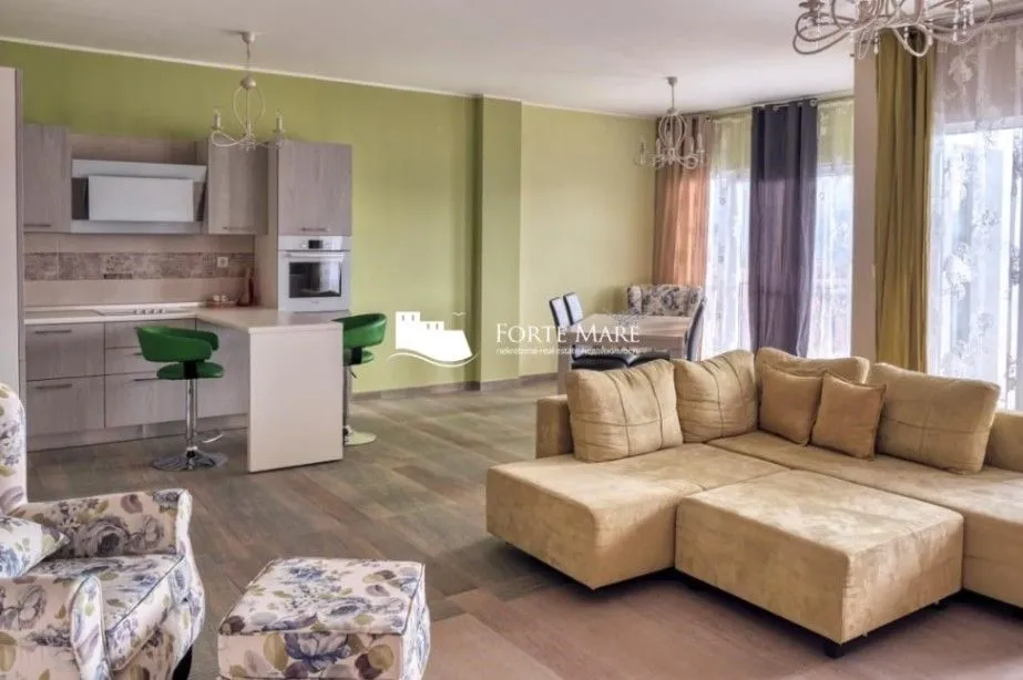 Prodaja, dvosoban stan, 135m², Kumbor, Herceg Novi