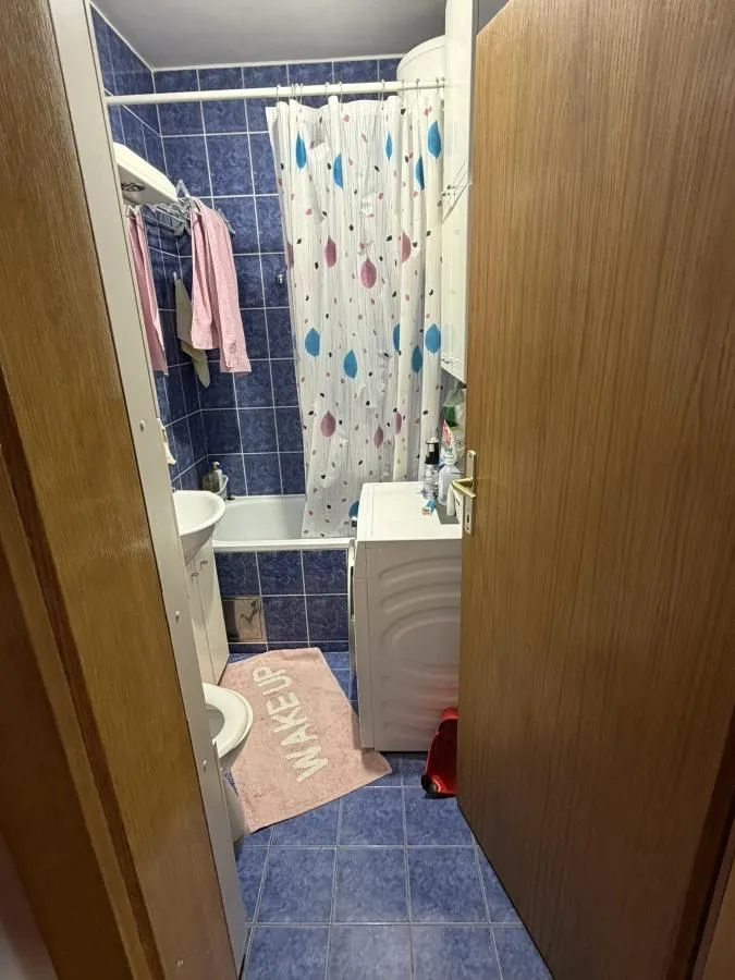 Prodaja, jednosoban stan, 38m², Sajmište, Novi Sad