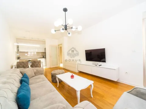 Rent, one bedroom apartment, 49m², Central Point, Podgorica - image 2