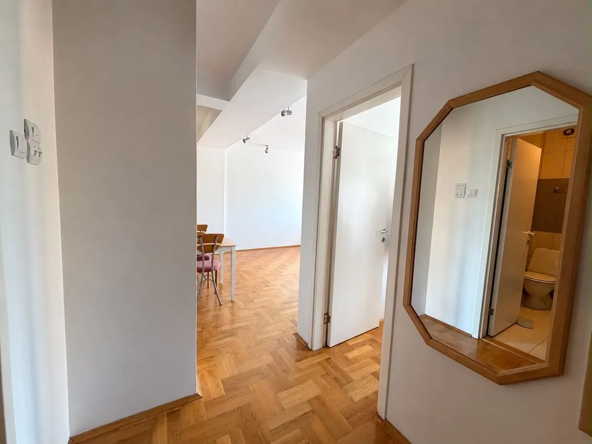 Prodaja, dvosoban stan, 41m², Profesorska Kolonija, Palilula Sve Podlokacije