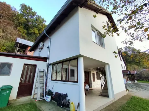 Prodaja, kuća, 181m², Sremska Kamenica, Petrovaradin - image 9