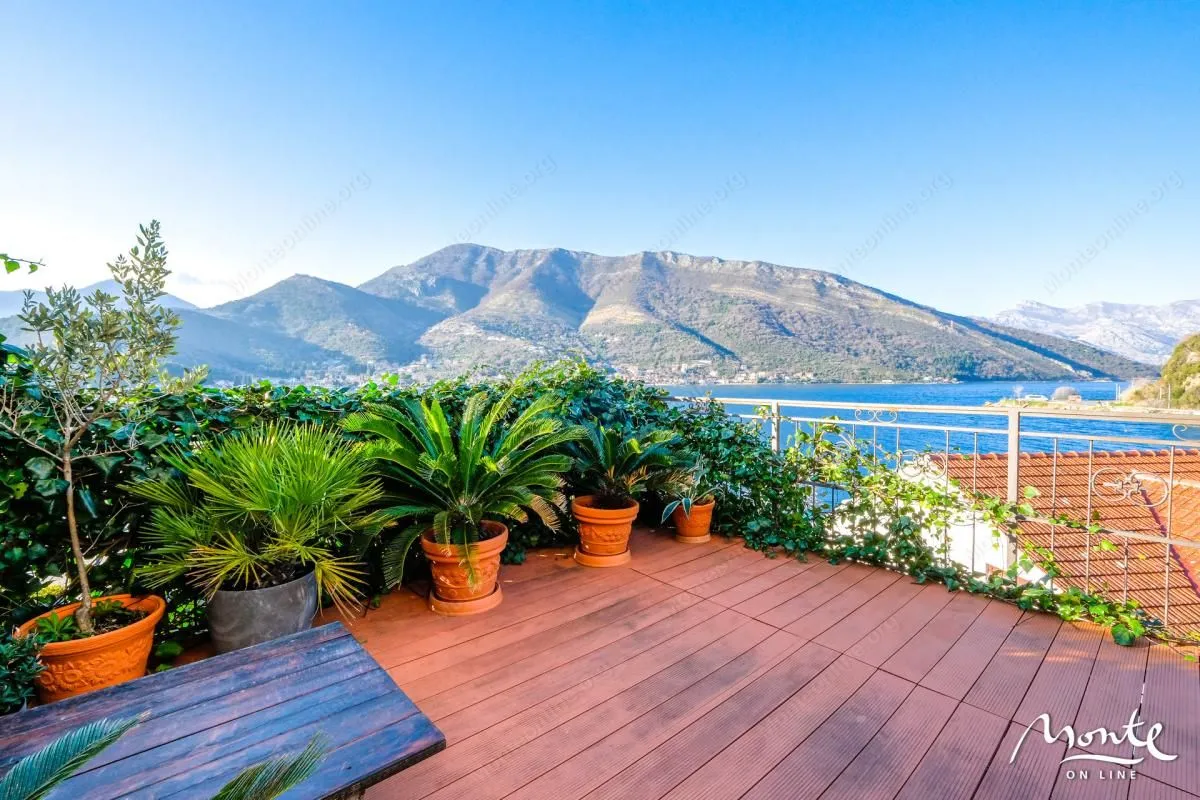 Prodaja, dvosoban stan, 174m², Lepetani, Tivat