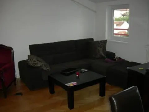 Izdavanje, poslovni prostor, 118m², Savski Venac, Beograd