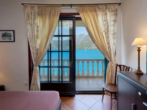 Prodaja, kuća, 235m², Kostanjica, Kotor - image 34