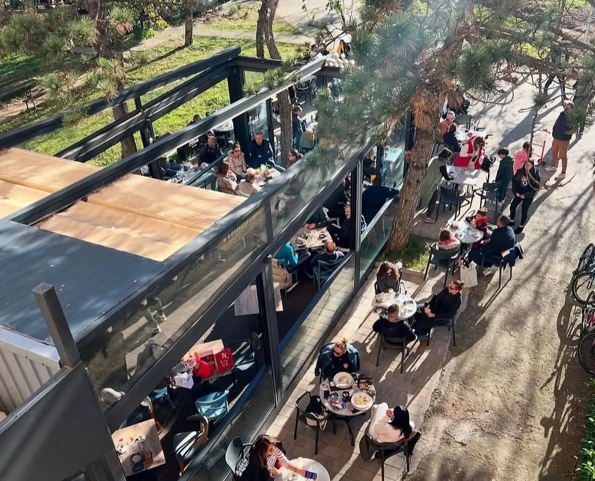 Prodaja, ugostiteljski objekat, 160m², Blok 5, Podgorica