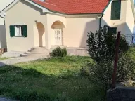 Izdavanje, kuća, 250m², Herceg Novi, Crna Gora - image 16