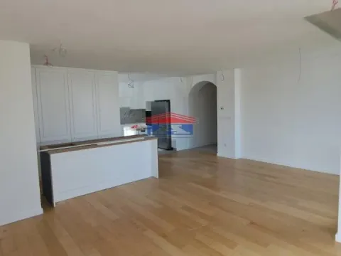 Prodaja, četvorosoban stan, 112m², Bulevar Evrope, Novi Sad Sve Podlokacije - image 3