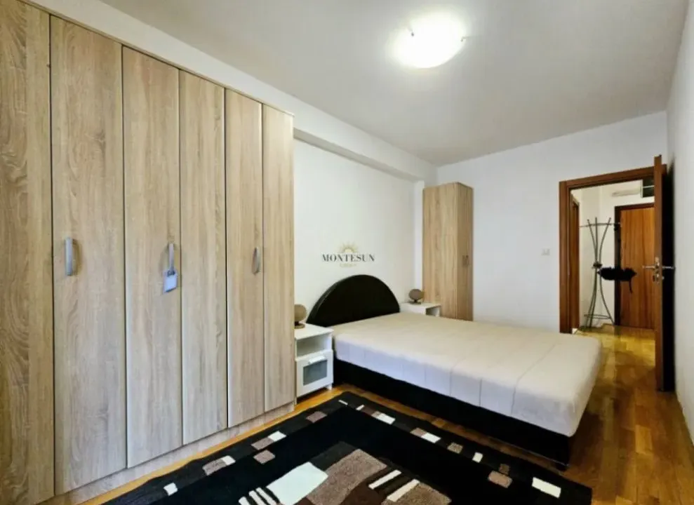 Izdavanje, jednosoban stan, 52m², Budva, Crna Gora