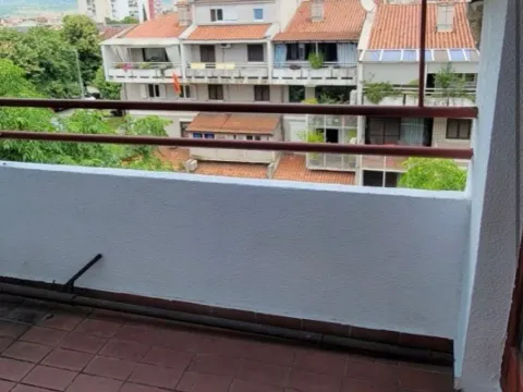 Izdavanje, jednosoban stan, 56m², Preko Morače, Podgorica - image 10