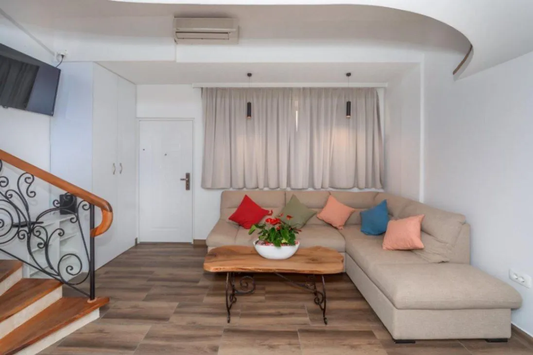 Rent, apartment, 38m², Centar, Bar
