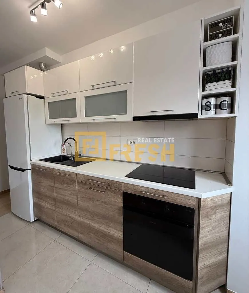 Prodaja, trosoban stan, 72m², City Kvart, Podgorica