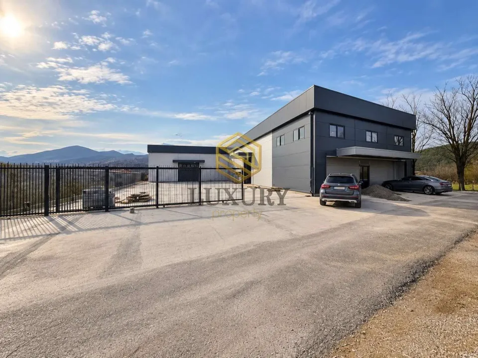 Rent, office space, 1000m², Donja Gorica, Podgorica