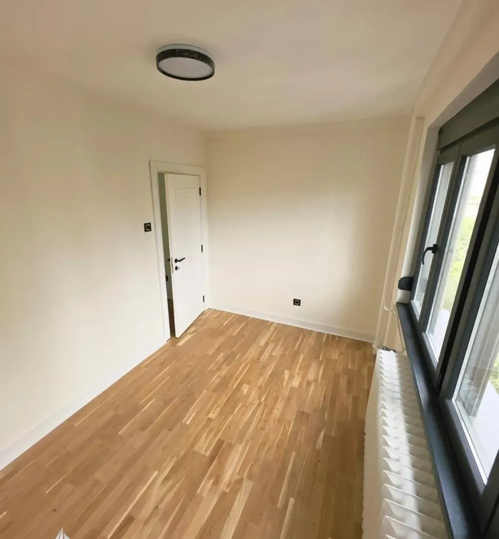Prodaja, trosoban stan, 75m², Vračar Hram, Vračar Sve Podlokacije