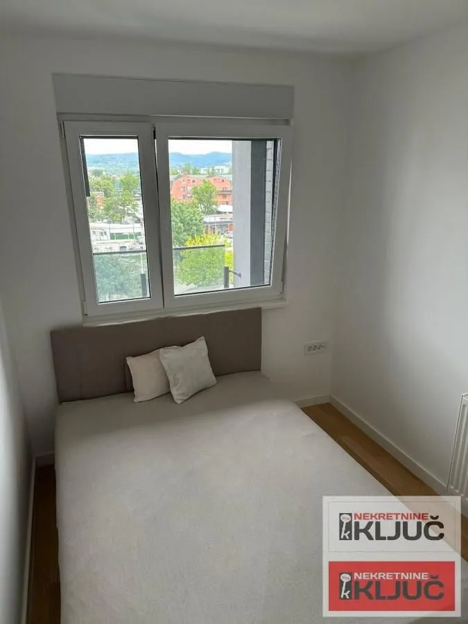 Izdavanje, jednosoban stan, 40m², Novo naselje, Novi Sad
