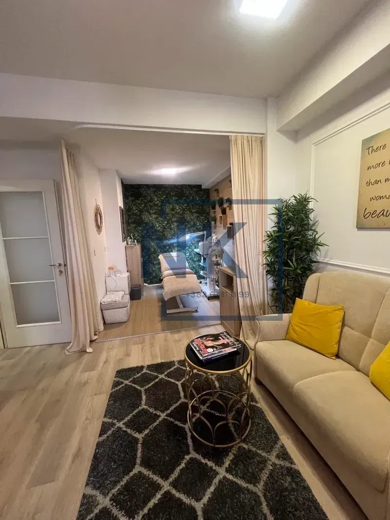 Rent, office space, 63m², City Kvart, Podgorica