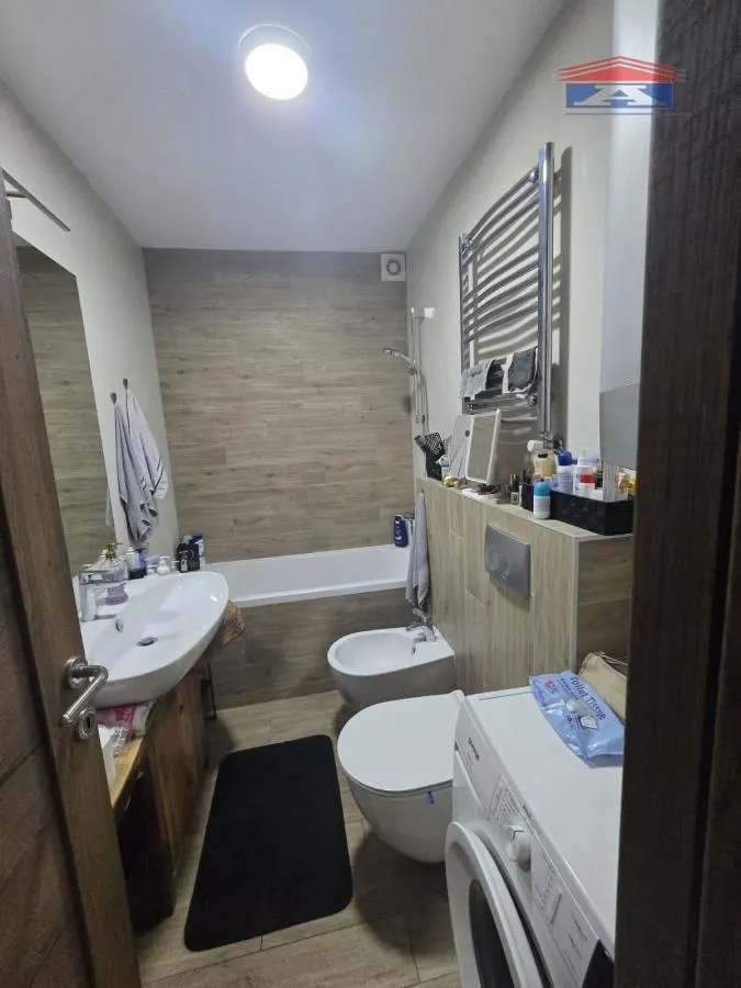 Prodaja, četvorosoban stan, 108m², Grbavica, Novi Sad Sve Podlokacije