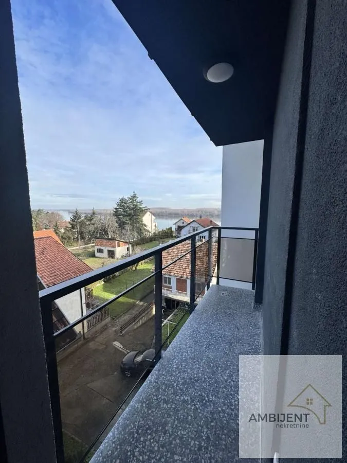 Izdavanje, dvosoban stan, 43m², Stari Banovci, Stara Pazova