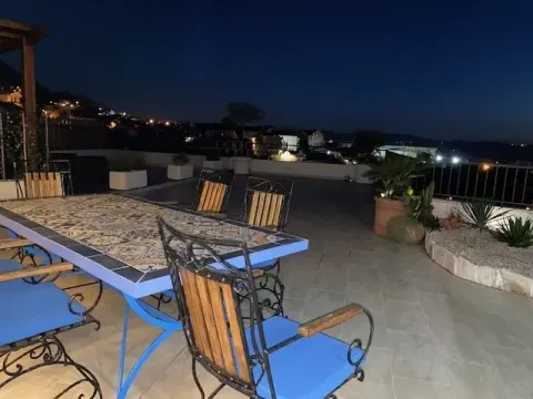 Sale, three bedroom apartment, 116m², Mažina, Tivat - image 2