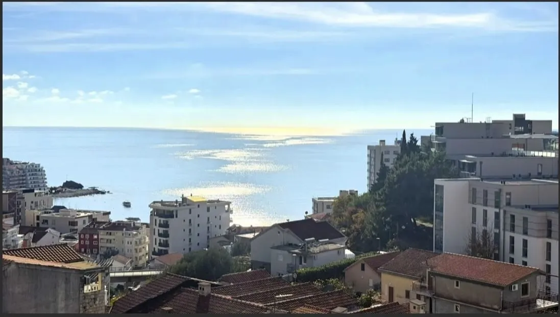 Prodaja, trosoban stan, 463m², Bečići, Budva