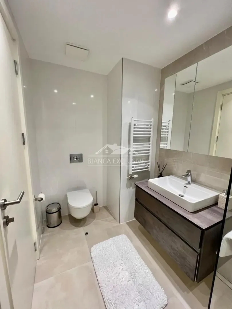 Sale, three bedroom apartment, 88m², Savski Venac, Beograd
