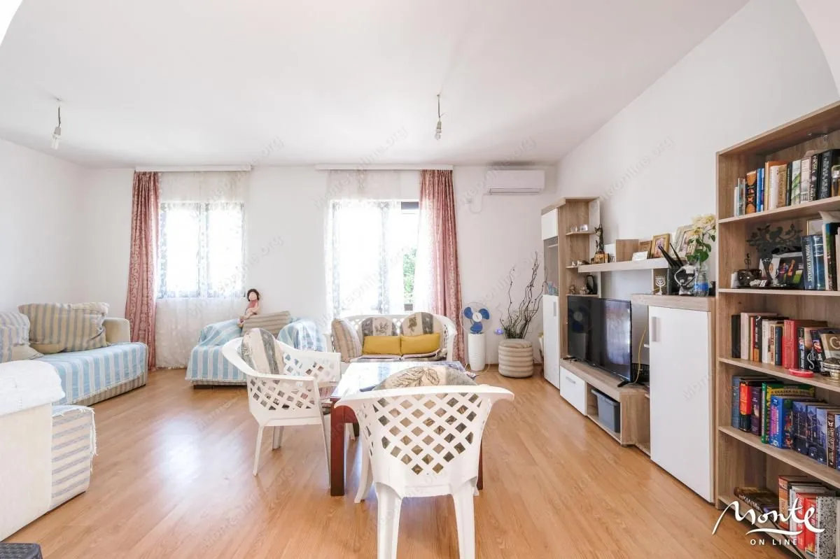 Sale, house, 410m², Sutomore, Bar
