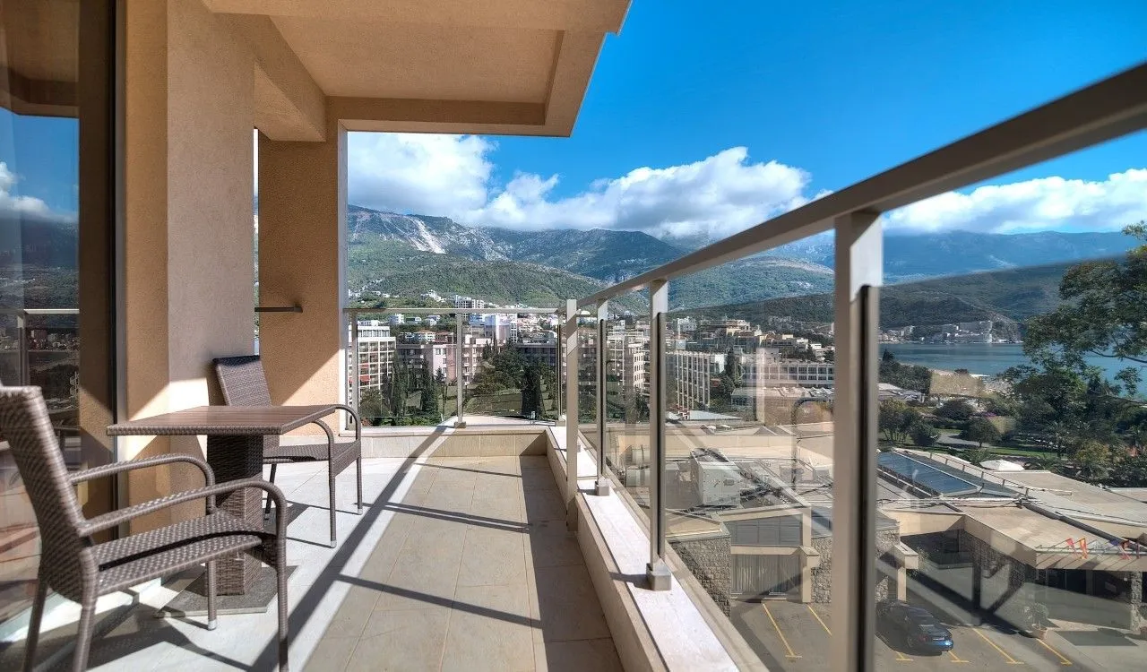 Prodaja, dvosoban stan, 93m², Zavala, Budva