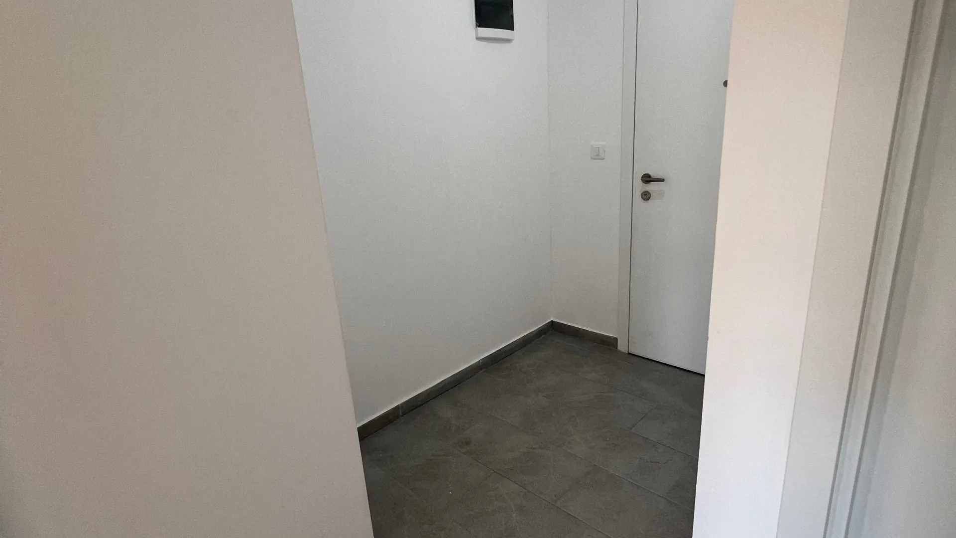 Rent, one bedroom apartment, 44m², Šušanj, Bar