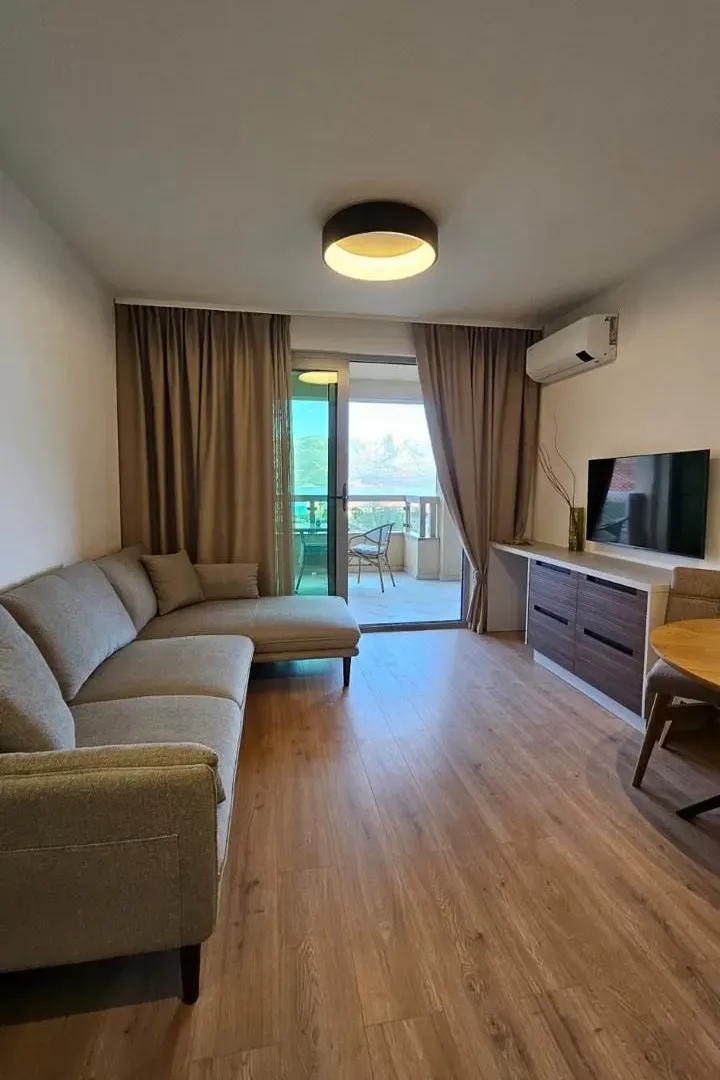 Prodaja, dvosoban stan, 61m², Babin Do, Budva